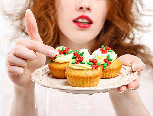 Что вреднее - сладкое или жирное? Фото: Lori.ru.