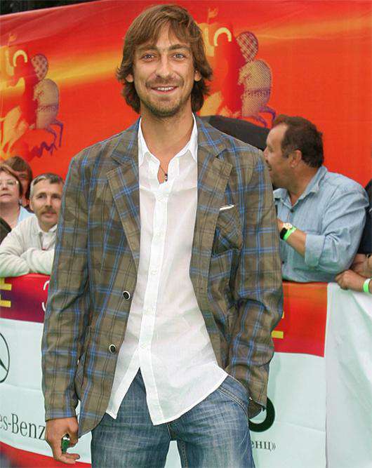 Артем Ткаченко.