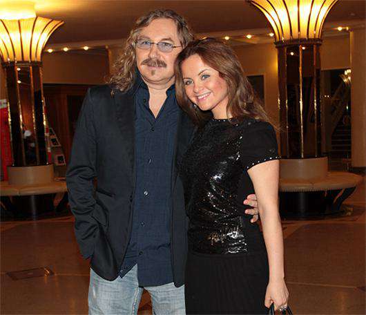 Игорь Николаев с женой.