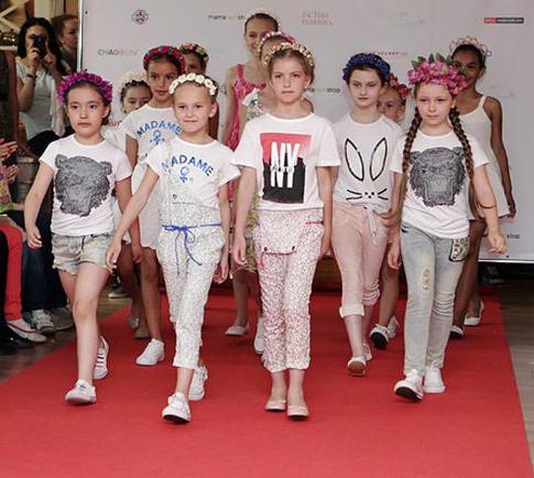 Как модно одеть ребенка летом