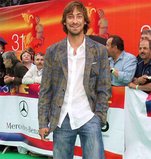 Артем Ткаченко.