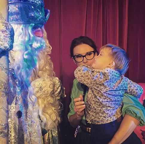 Опять 2015-й! Как звезды встретили Старый Новый год