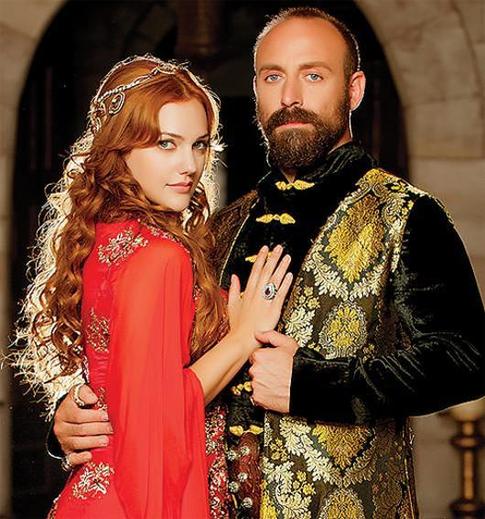 Звезда «Великолепного века» беременна