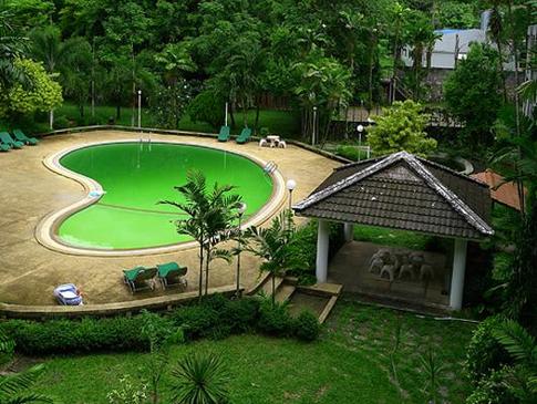 Записки тайской мамочки: «Местные источники обещают вечную молодость»