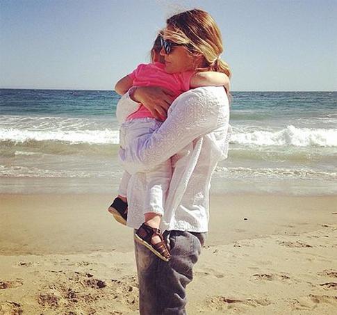 Дрю Бэрримор впала в депрессию после рождения второй дочери