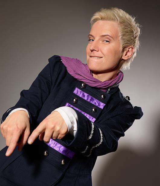 Светлана Сурганова.