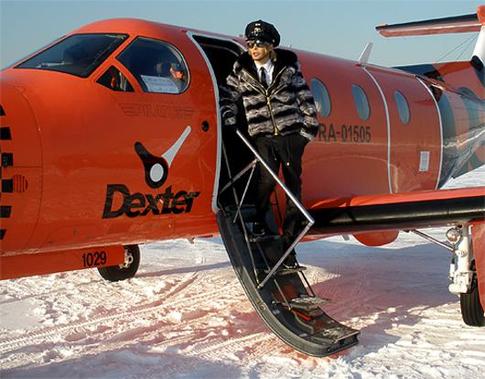 Сергей Зверев купил оранжевый самолет