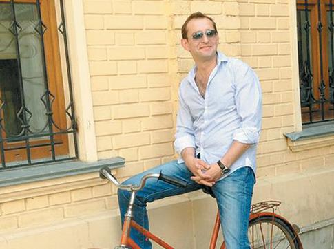 Хабенский, Пореченков, Хаматова займутся частным извозом