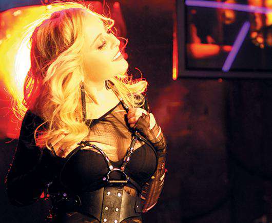 Анжелика Варум.