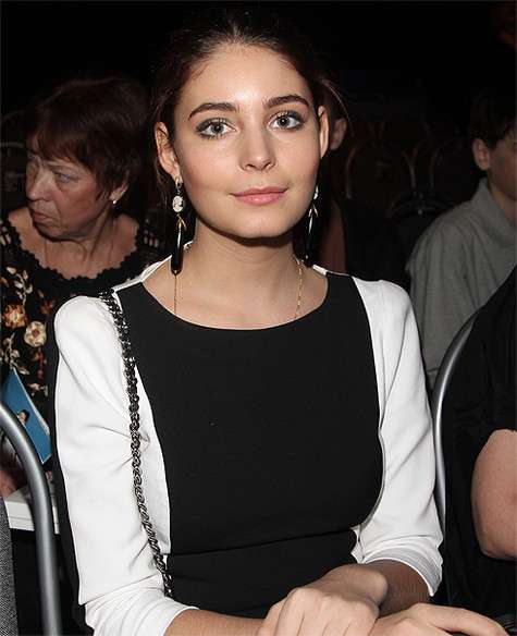 «Я четко осознала все минусы cвоей профессии – в летней одежде лежать на холодной земле, сниматься с температурой… И в то же время поняла: другого пути не желаю!» Фото: Лилия Шарловская. «Я четко осознала все минусы cвоей профессии – в летней одежде лежать на холодной земле, сниматься с температурой… И в то же время поняла: другого пути не желаю!» Фото: Лилия Шарловская.