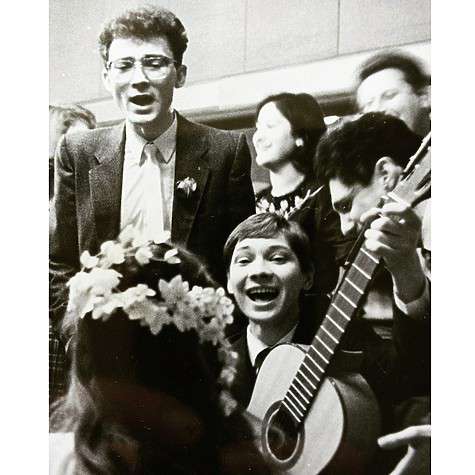 Павел Кабанов когда-то был обладателем роскошных кудрей. Фото: социальные сети Павел Кабанов когда-то был обладателем роскошных кудрей. Фото: социальные сети