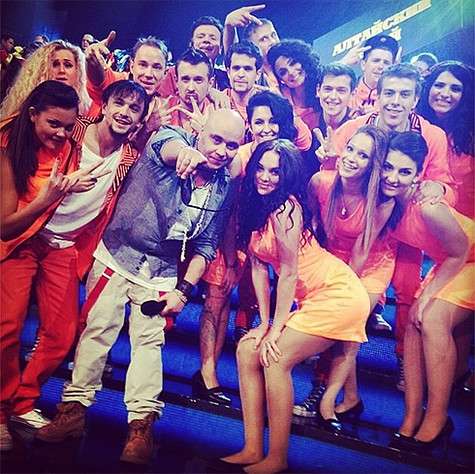 Сейчас подопечными Доминика Джокера является коллектив «Ангелы Сибири» из телевизионного проекта «Битва хоров». Фото: Instagram.com/dominickjocker. Сейчас подопечными Доминика Джокера является коллектив «Ангелы Сибири» из телевизионного проекта «Битва хоров». Фото: Instagram.com/dominickjocker.