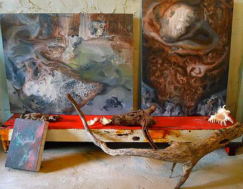 ...А понять некоторые так и вовсе невозможно.