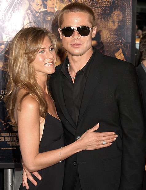 «Меня уже тошнило от себя самого, сидящего на диване с косяком. думаю, это было как-то связано с моим браком с Дженнифер Энистон». Фото: All Over Press.