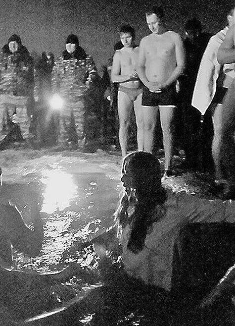 Анита Цой ждет Крещения весь год. Фото: Instagram.com.