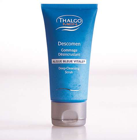 Мягкий гель Descomen от Thalgo при соприкосновении с водой пенится и дает мгновенный результат – придает сияние коже.