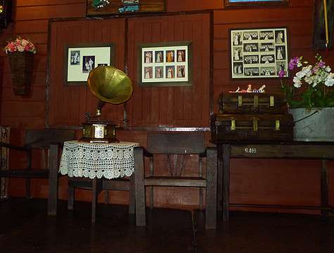 В дни Фестиваля уличной культуры местные жители распахивают двери своих домов...