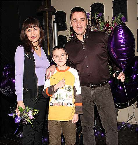 Кирилл Андреев следит, чтобы у сына не было времени на всякую ерунду, и старается занять его по максимуму.