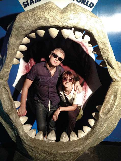 «Не стоит делать из Тоси миротворца, который в чужой войне меня спасал. Были моменты интересного ухаживания с моей стороны, и много чего прекрасного происходило с нами обоими». Фото: личный архив Сергея Светлакова.