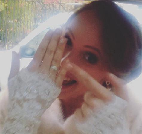 Галина Боб опубликовала видео, в ходе которого демонстрирует обручальное кольцо. Фото: Instagram.com/galabob.