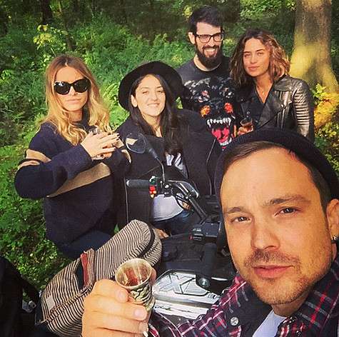 Эту фотографию актер подписал: «То ли поработали отлично , то ли отдохнули от души!» Фото: Instagram.com/alexeychadov.com.