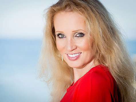 «Любовалась периодически своим лицом на обложках изданий разного толка и считала, что все у меня хорошо. В принципе, все и было хорошо», - признается Екатерина Витебская-Мелас.