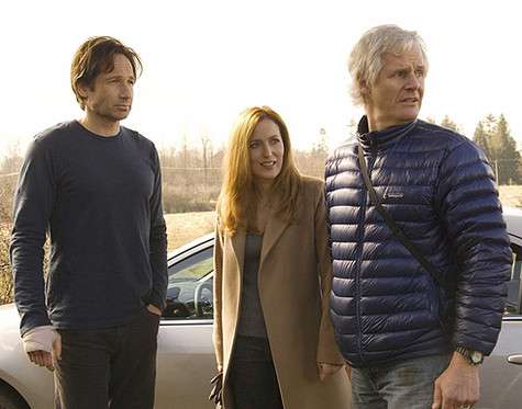 Дэвид Духовны, Джиллиан Андерсон и Крис Картер. Фото: материалы пресс-служб. Дэвид Духовны, Джиллиан Андерсон и Крис Картер. Фото: материалы пресс-служб.