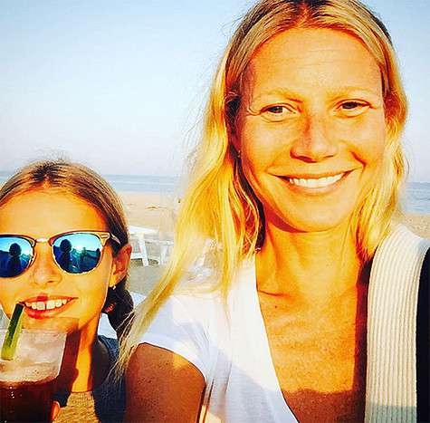 Гвинет Пэлтроу с дочерью. Фото: Instagram.com/gwynethpaltrow.
