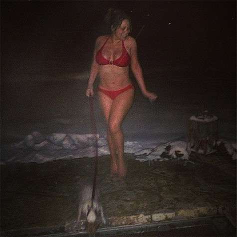 Мэрайя Кэри в купальнике. Фото: Instagram.com.