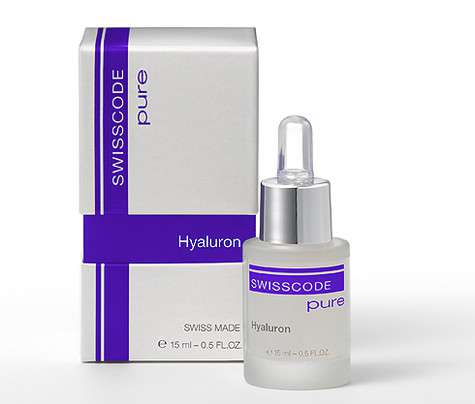 Концентрированный гидрогель Pure Hyaluron от Swisscode восполняет необходимый уровень увлажненности кожи.
