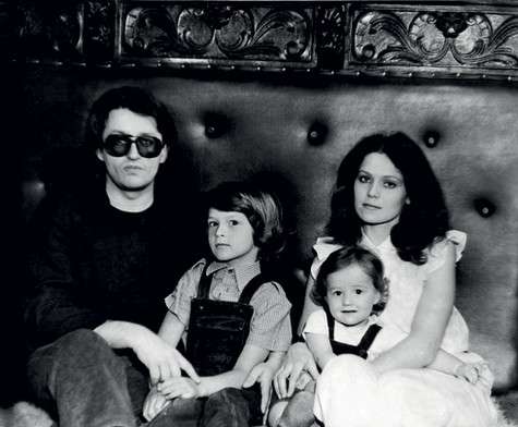 Ольга была женой музыканта почти четверть века, она родила ему двух детей – Даниила и Машу. Фото: личный архив Евгения Додолева.