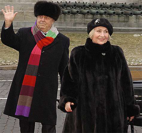 Лидия стала не только верной женой, но и соратницей, другом. Каждое утро Михаил Исаевич дарил любимой свое новое стихотворение.