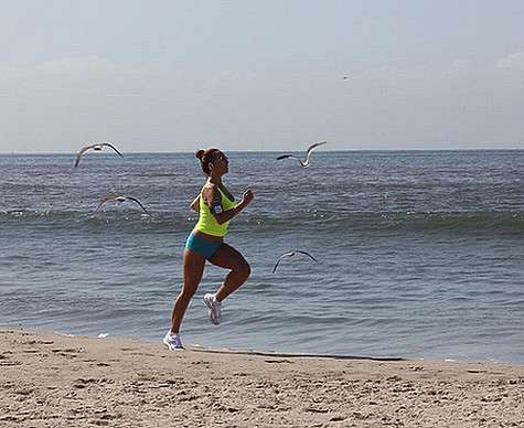 Жанна Фриске на пробежке. Фото: Instagram.com/friske_natalia.