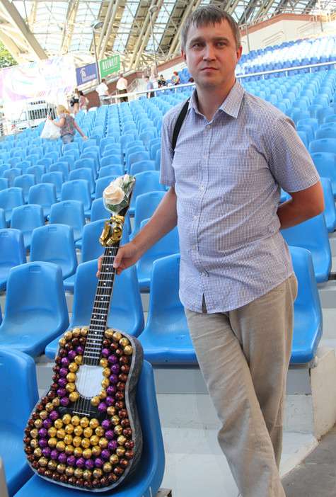 Сладкая гитара. Фото: Лилия Шарловская.