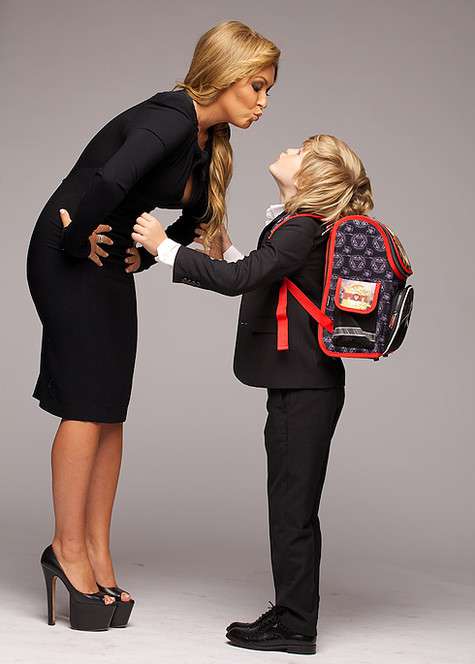 Ирина Дубцова и сын Артем. Фото: материалы пресс-служб.