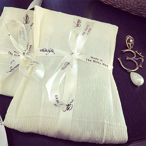 Подарки для Алены Водонаевой. Фото: Instagram.com (@alenavodonaeva).