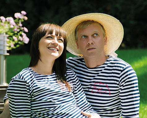 Сергей и Антонина зарегистрировали брак в июле этого года в Посольстве Российской Федерации в Риге. Тогда же на свет появился их сын Иван. Фото: личный архив Сергея Светлакова.