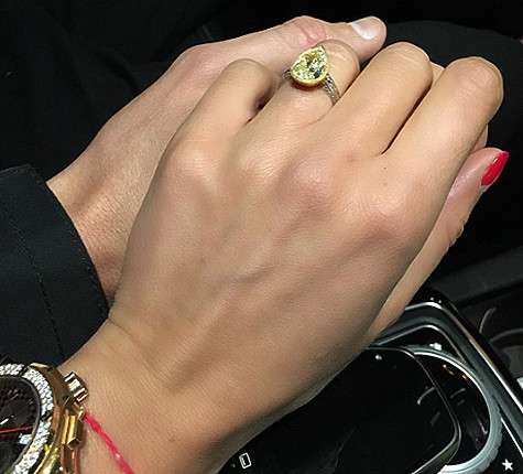 Ольга Бузова продолжает в своем микроблоге писать слова любви и благодарности супругу. Фото: Instagram.com/buzova86.