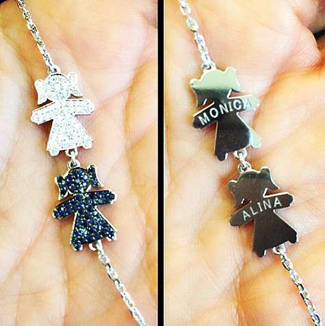 На юбилей дочери получила подарок и певица: «Праздник у Алинки, а подарки мама получает! Спасибо нереальному другу волшебнику за этот сюрприз! Теперь мои ангелочки всегда со мной. У меня девочка и девочка». Фото: Instagram.com/annasedokova.