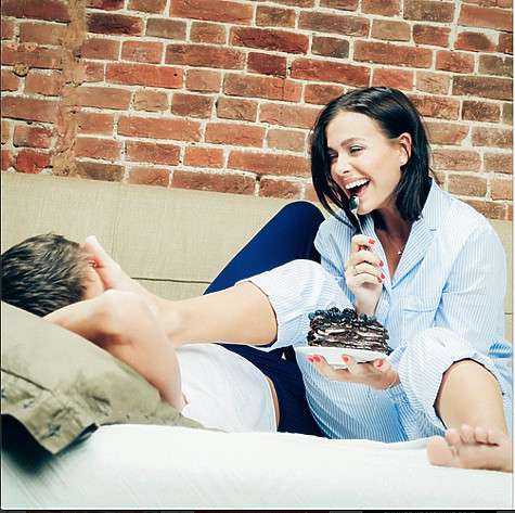 Беременная Елена Темникова рассказала своим поклонникам, что ей все время хочется есть. Фото: социальные сети. 