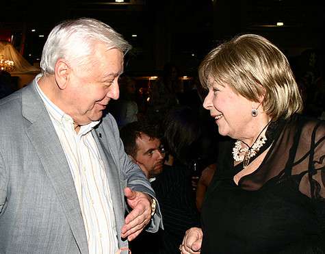 С художественным руководителем МХАТа им. Чехова Олегом Табаковым. Фото: Fotodom.ru. С художественным руководителем МХАТа им. Чехова Олегом Табаковым. Фото: Fotodom.ru.