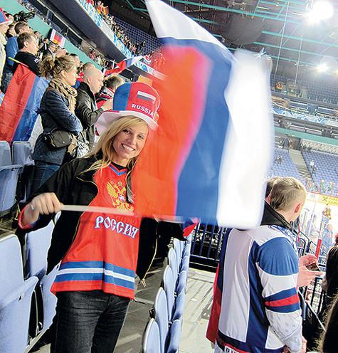 Певица поехала на чемпионат мира и как болельщица, и как посол, поддерживающий в Финляндии российских хоккеистов. Фото: материалы пресс-служб.