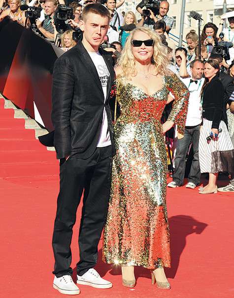 Елена Кондулайнен с сыном. Фото: Геннадий Авраменко.