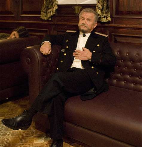 Сергей Петрович – настоящий рекордсмен: он сыграл более двухсот заметных ролей в кино, параллельно снял как режиссер пятнадцать картин и написал пять сценариев. Фото: Сергей Иванов.