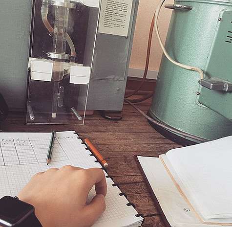 По субботам Дени Байсаров ходит заниматься на физфак МГУ. Фото: Instagram.com/_denny_denny_.