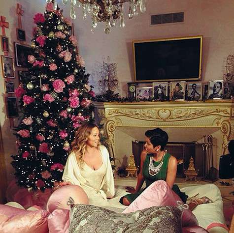 Мэрайя Кэри нарядила новогоднюю елку розами. Фото: Instagram.com.