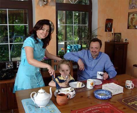 Виктор Гусев с семьей.