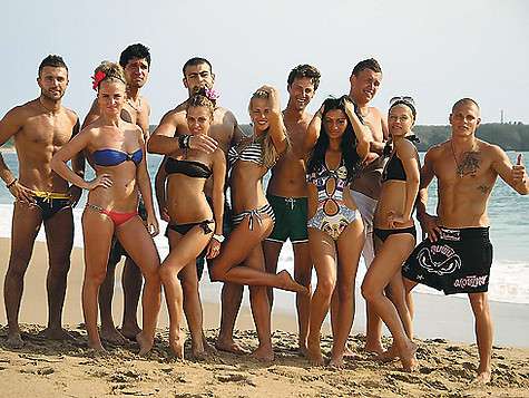 Участники реалити. Кадр шоу «Каникулы в Мексике».