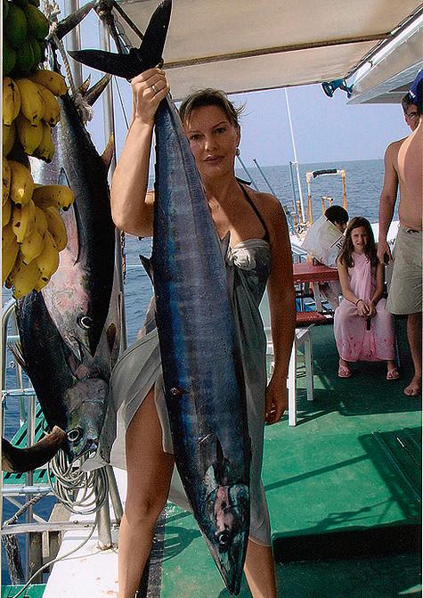Рыбалка – одно из многочисленных увлечений актрисы. Фото: личный архив Елены Прокловой.