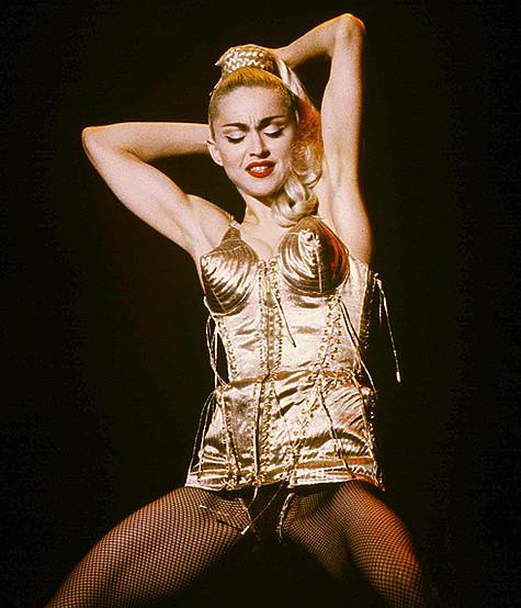 Мадонна в бюстье от Жан-Поля Готье. Фото: Rex Features/Fotodom.ru.